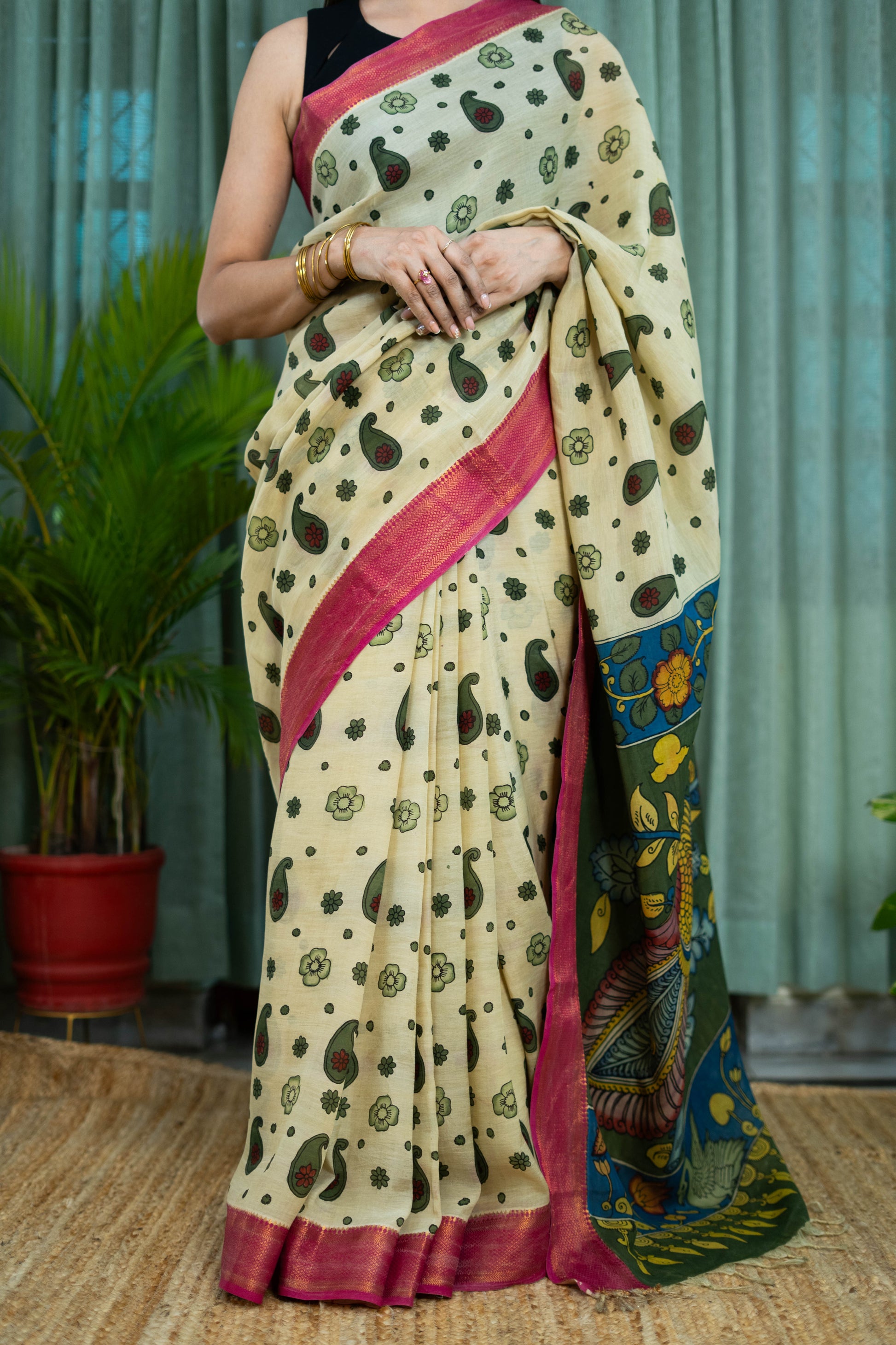 Cream Kalamkari Magalgiri Saree – Paisley Print with Artistic Pallu