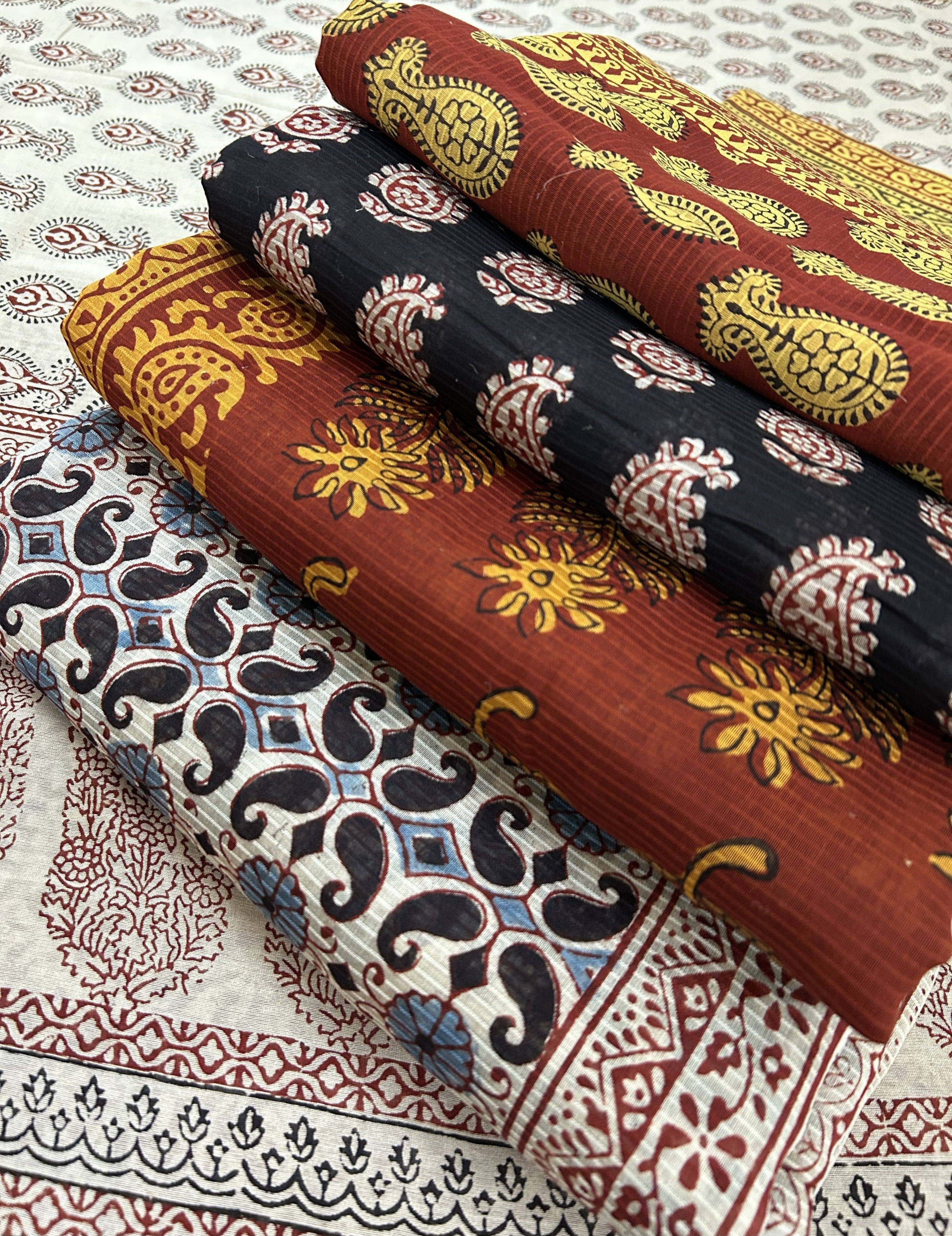 From River to Wardrobe: The Organic Magic of Bagh on Maheshwari Silk