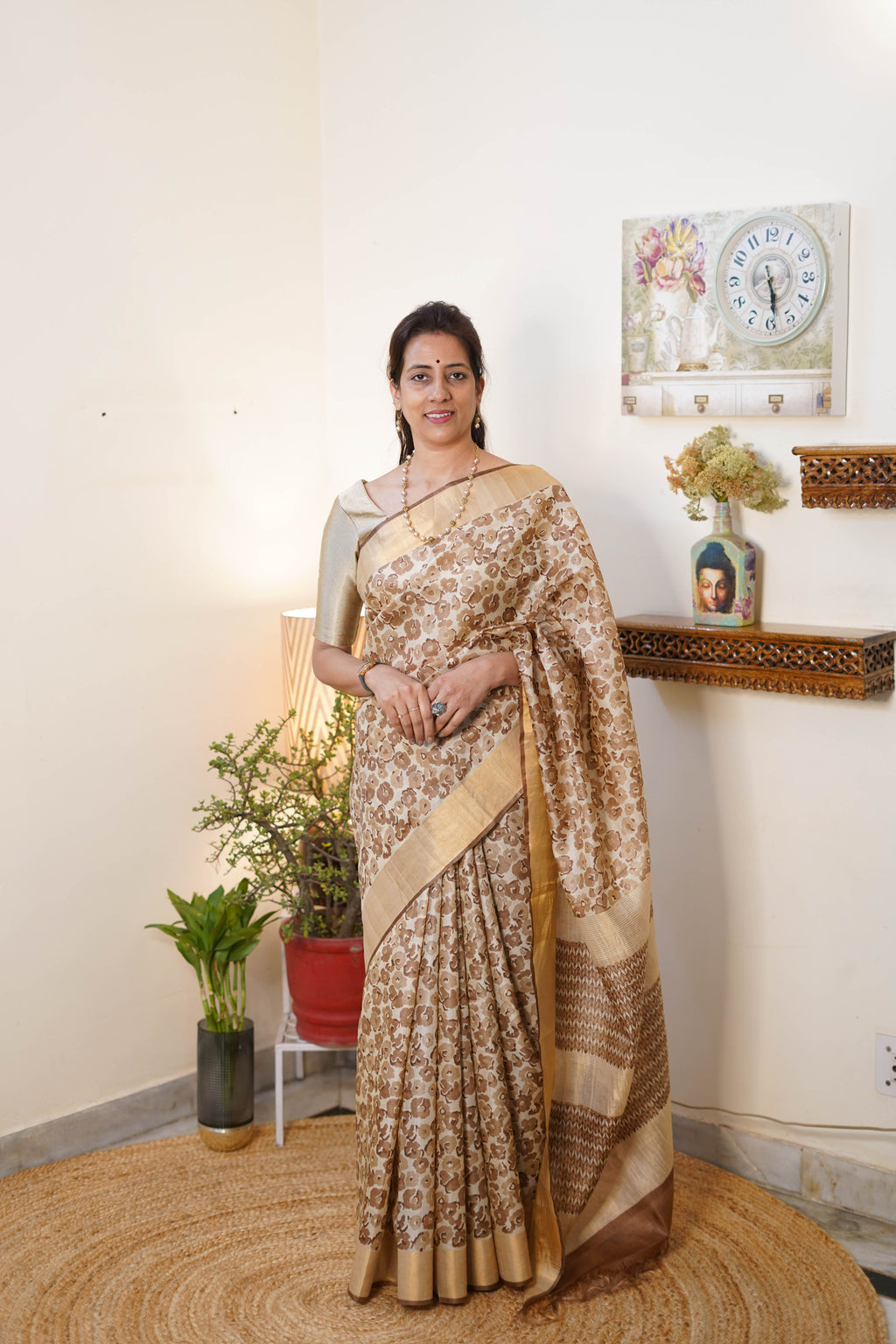 Elegant Kosa Silk Saree with Floral Embroidery