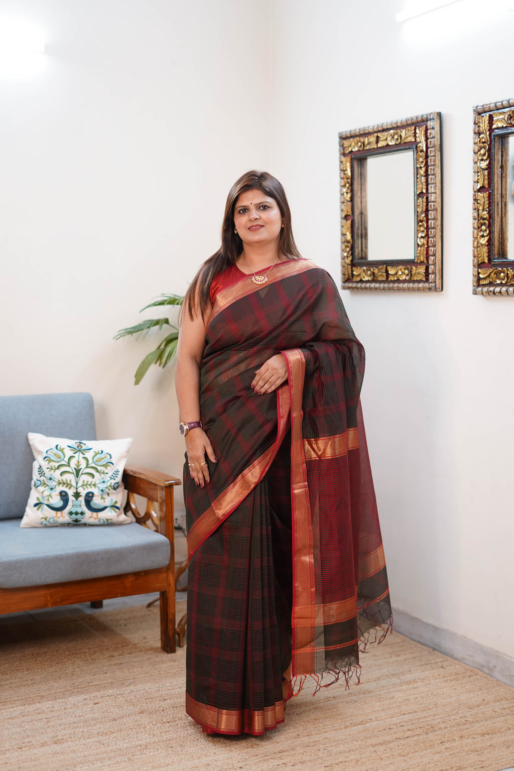 Maheshwari Silk Saree in Red and Black with Golden Border