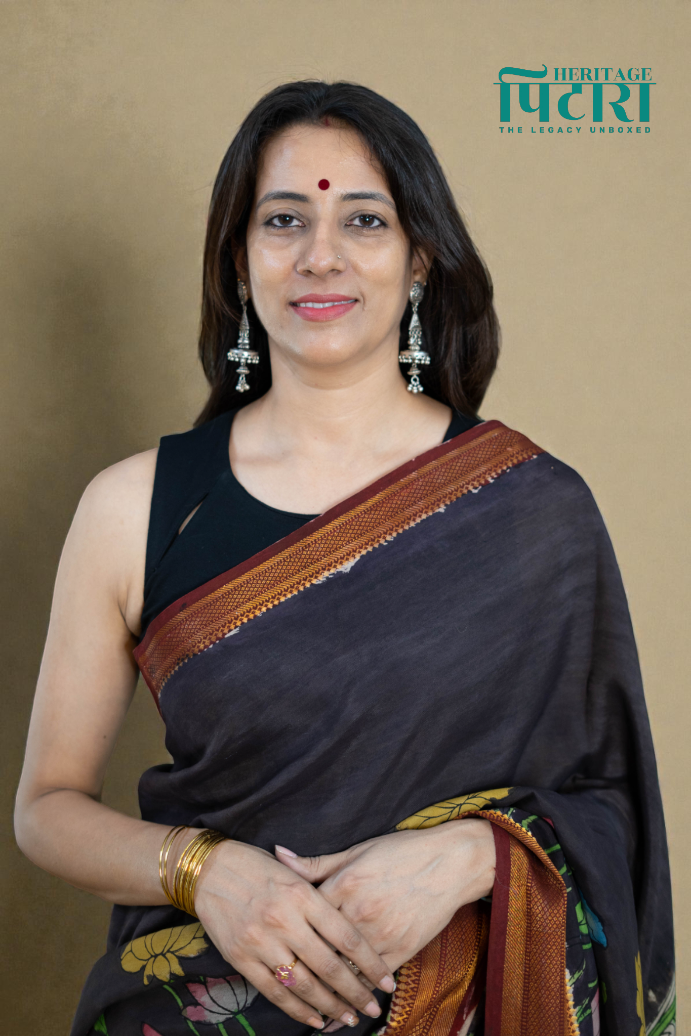 Elegant Black Kalamkari Silk Saree – Floral Hand-Painted Design