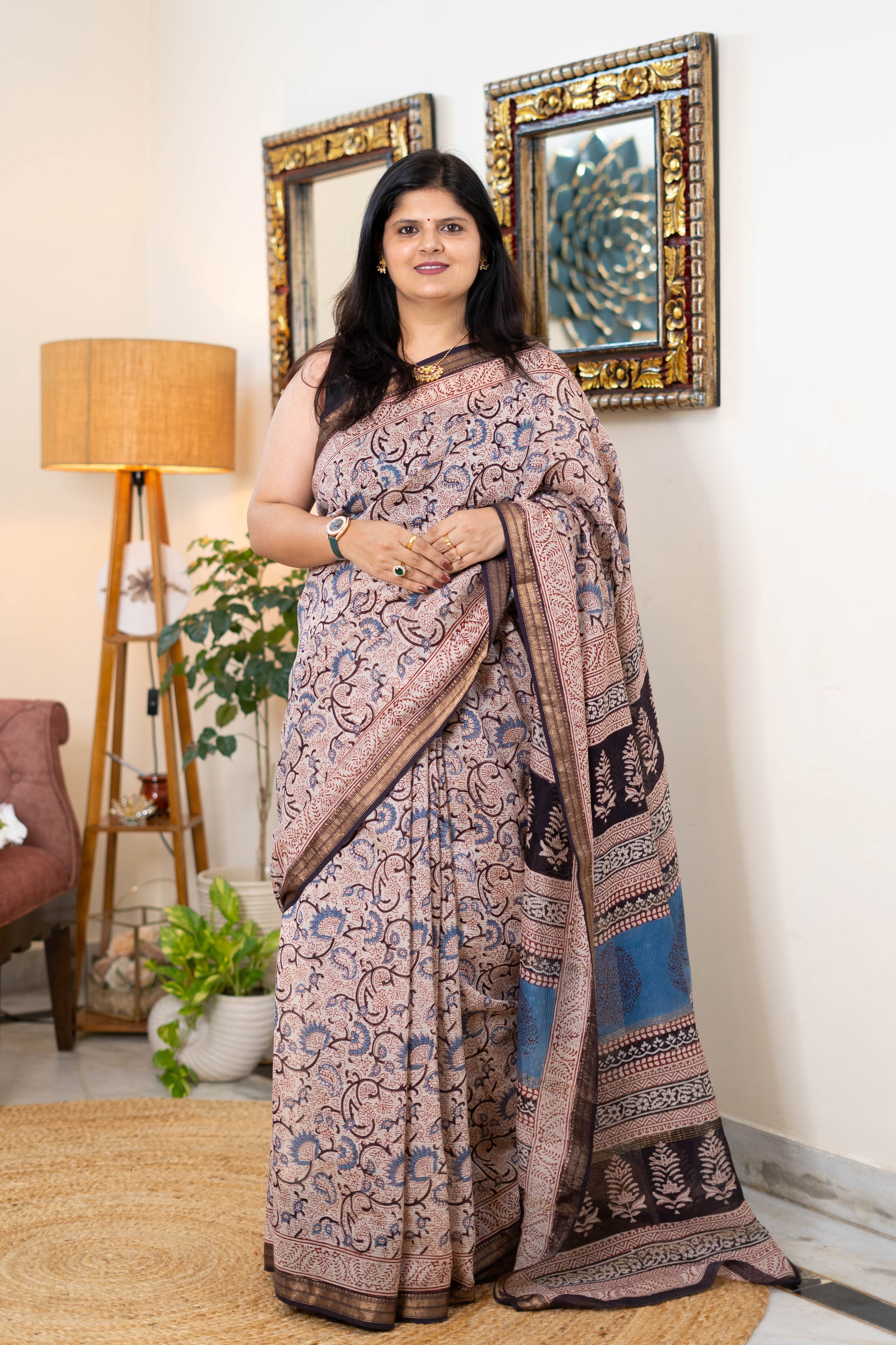 Handwoven Bagh Print Maheshwari Silk Saree in Soft Beige and Indigo