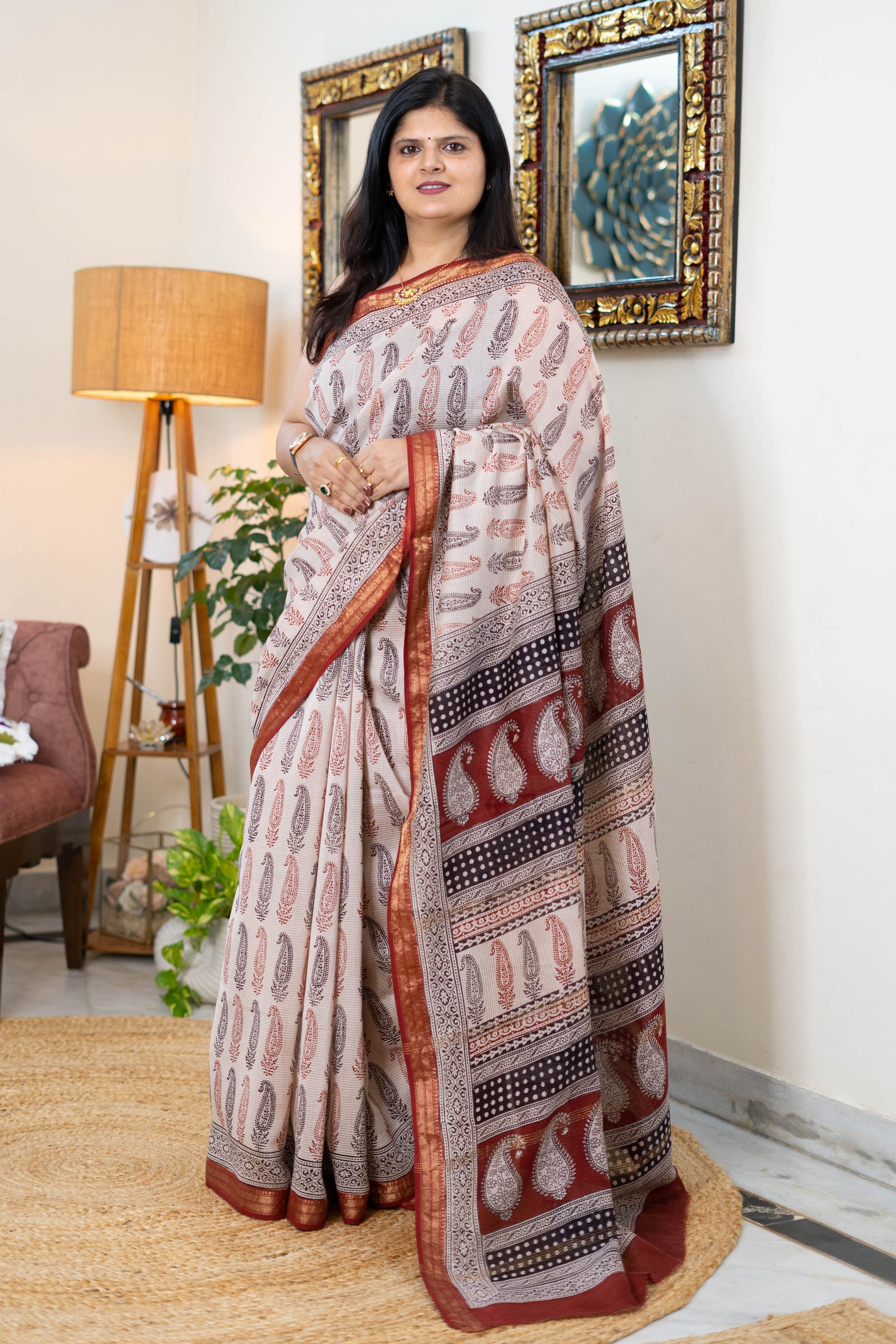 Handwoven Bagh Print Maheshwari Silk Saree with Paisley Design