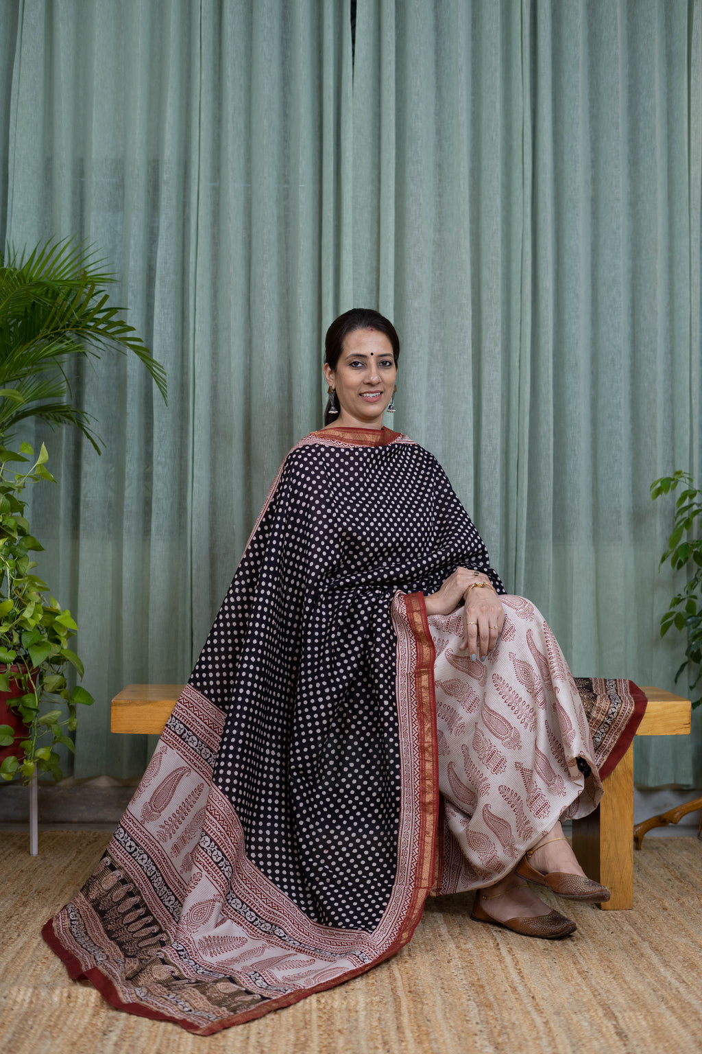 Handblock Bagh Cotton Suit Set – Black Polka Kurta with Beige Paisley Bottom